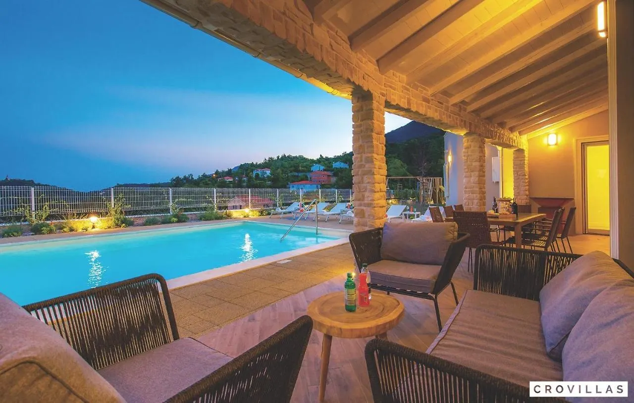 Natura III Veprinac Villa